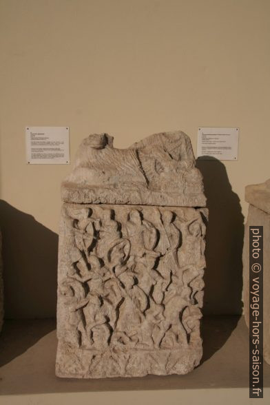 Urne du 2e siècle. Photo © André M. Winter