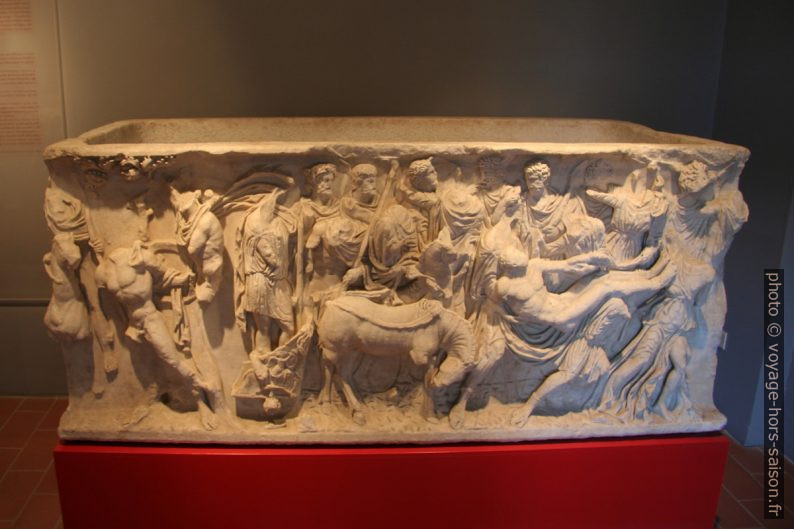 Sarcophage avec une scène du mythe de Méléagre. Photo © André M. Winter