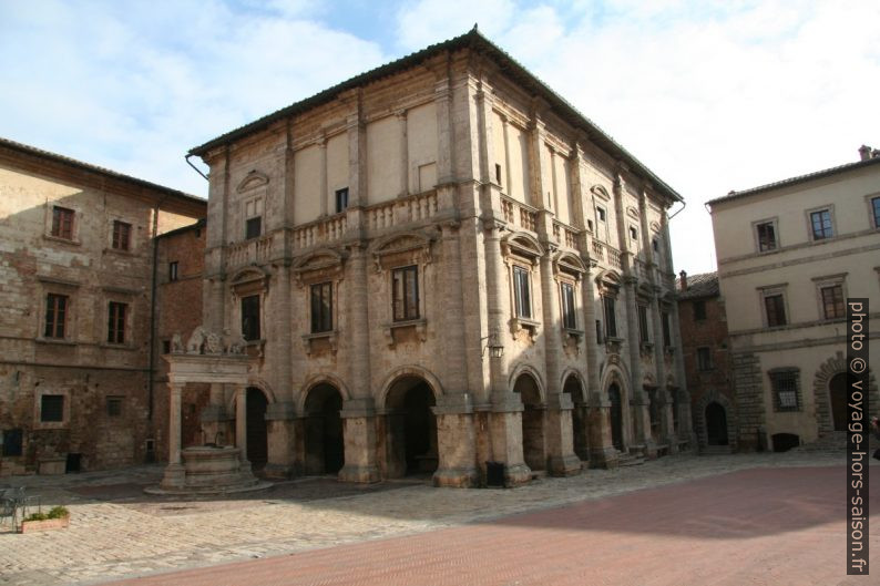 Il Palazzo Tarugi. Photo © André M. Winter