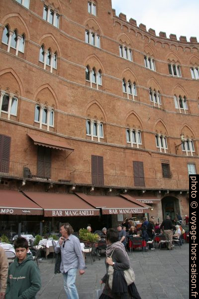 Palazzo Sansedoni. Photo © André M. Winter