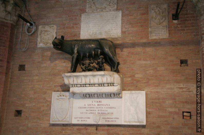 Louve avec Romulus et Remus. Photo © André M. Winter