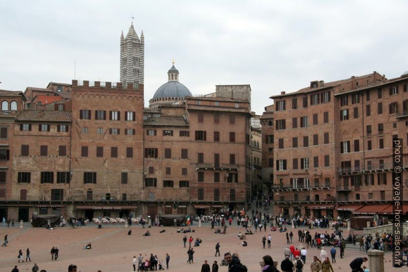 Il campanile e il Campo. Photo © André M. Winter