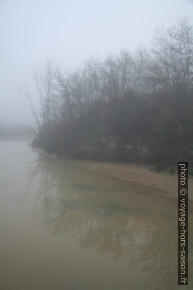 Brume sur l'Arno à Laterina. Photo © Alex Medwedeff