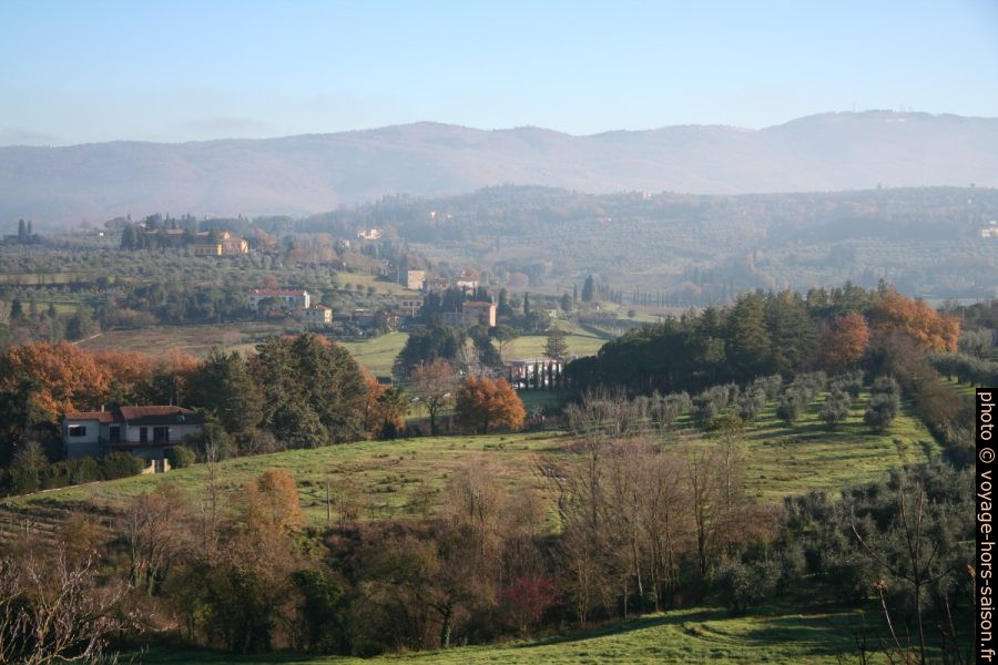 Colines au nord d'Arezzo. Photo © André M. Winter