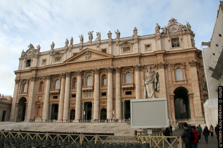 Façade de la Basilique Saint-Pierre à Rome. Photo © André M. Winter