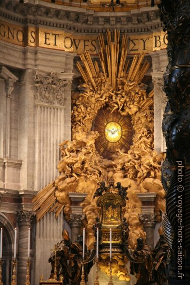 Cattedra di San Pietro de Bernini. Photo © André M. Winter