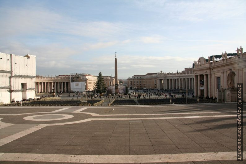 Place Saint-Pierre à Rome. Photo © André M. Winter