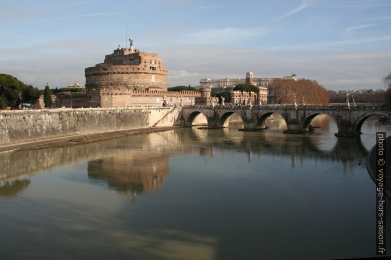 Château Saint-Ange et le Tibre. Photo © André M. Winter