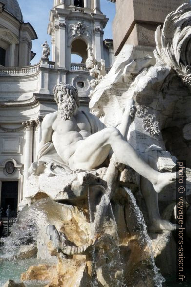 Statue du Gange de la Fontaine des Quatre-Fleuves. Photo © André M. Winter