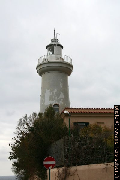 Faro di San Felice. Photo © André M. Winter