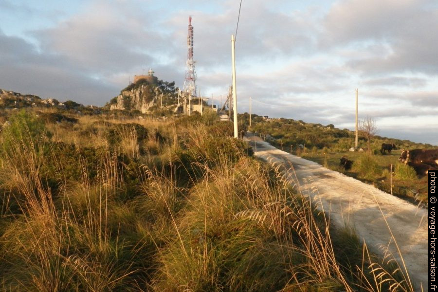 Tour et phare du Cap Palinuro. Photo © André M. Winter