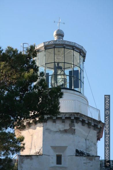 Lanterne du Phare du Capo Palinuro. Photo © Alex Medwedeff