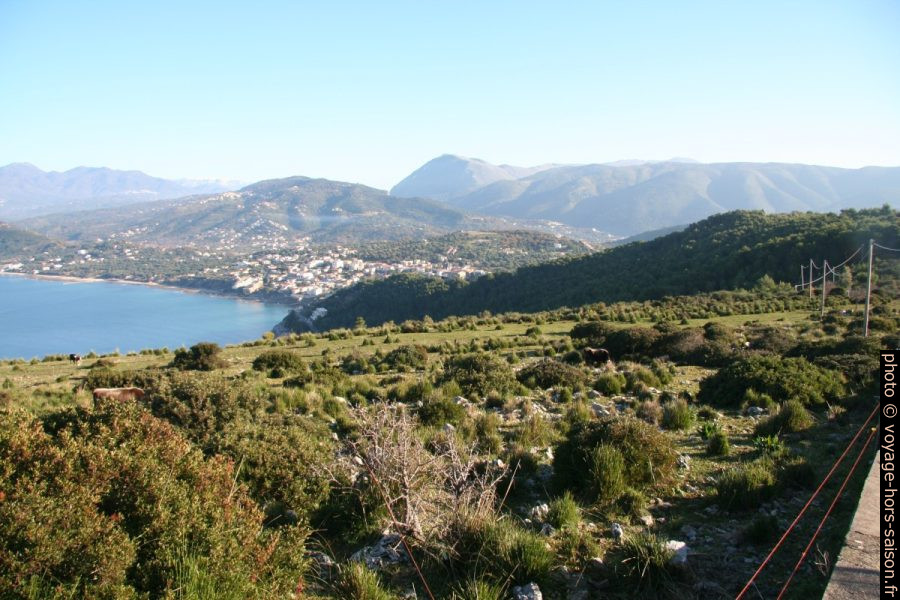 Baie de Palinuro et montagnes du Cilento. Photo © Alex Medwedeff