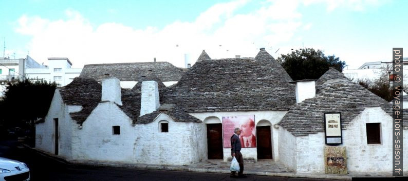 Trullo sovrano. Photo © André M. Winter