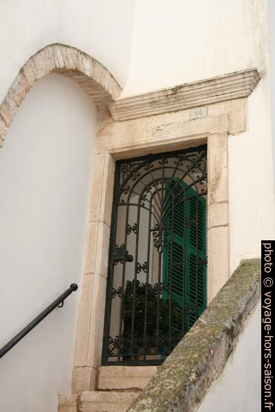 Entrée de maison. Photo © Alex Medwedeff