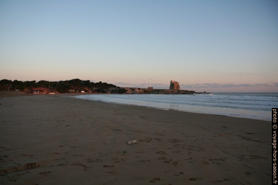 Torre Sfinale au crépuscule. Photo © André M. Winter