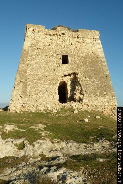 Torre di Sfinale. Photo © André M. Winter