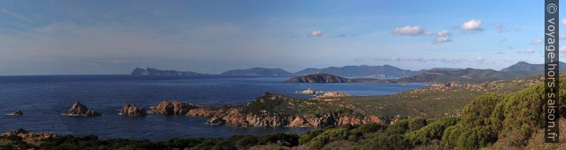 Panorama du Capo Spartivento vers l'ouest. Photo © André M. Winter