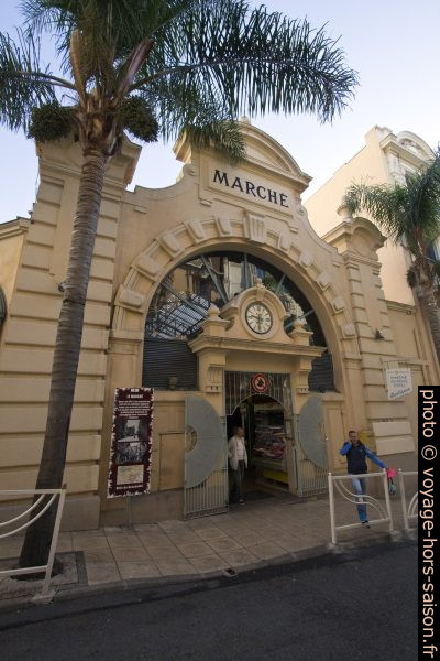 Entrée du Marché Gustave Eiffel à Beausoleil. Photo © André M. Winter
