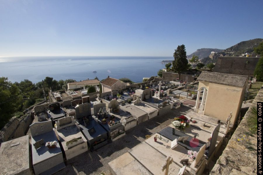 Vue du cimetière de Roquebrune. Photo © André M. Winter