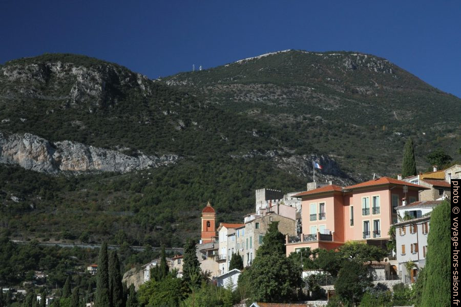 Colcher et Château de Roquebrune. Photo © Alex Medwedeff