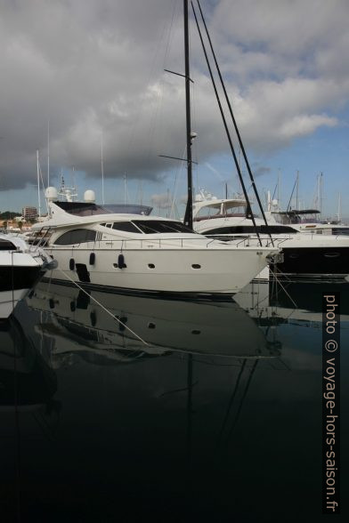 Bateaux de plaisance au Port Vaiban. Photo © Alex Medwedeff