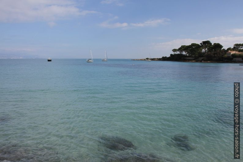 Baie de la Garoupe. Photo © Alex Medwedeff