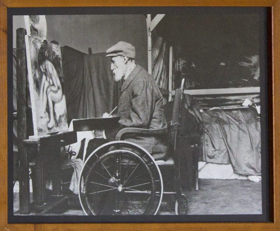 Auguste Renoir travaillant dans son atelier à Cagnes. Photo © André M. Winter