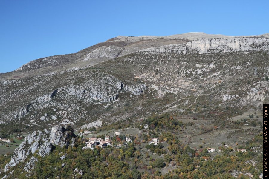 Crête des Traversières, Crête de Catalan et Rougon. Photo © Alex Medwedeff