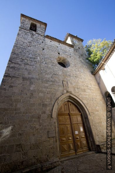 Façade de l'église Saint-Léger. Photo © André M. Winter