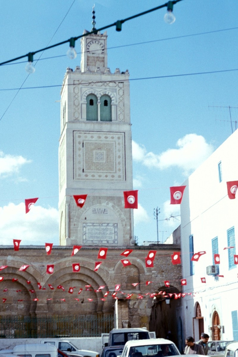 Mosquée El Ksar جامع القصر. Photo © André M. Winter