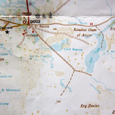 Carte de Tunisie 1:500000 extrait Douz. Photo © André M. Winter