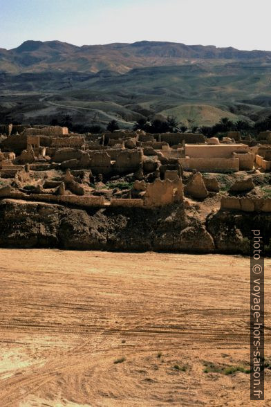 Oued el Horchane et Jebel Negueb. Photo © André M. Winter