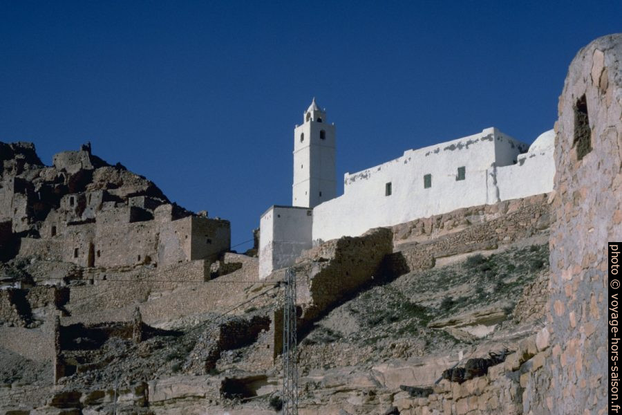 Mosquée blanche de Chenini. Photo © André M. Winter