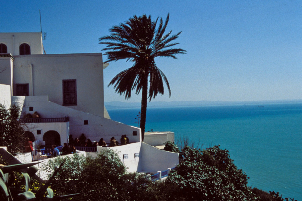 Vue du Café Sidi Chabaane à Sidi Bou Saïd. Photo © Leonhard Schwarz