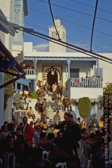 Escalier du Café des Nattes à Sidi Bou Saïd. Photo © André M. Winter