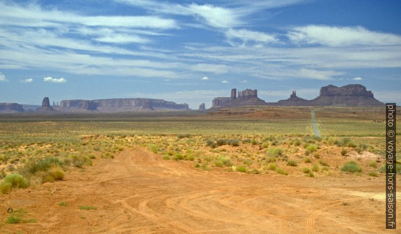 Monument Valley vu du nord. Photo © André M. Winter