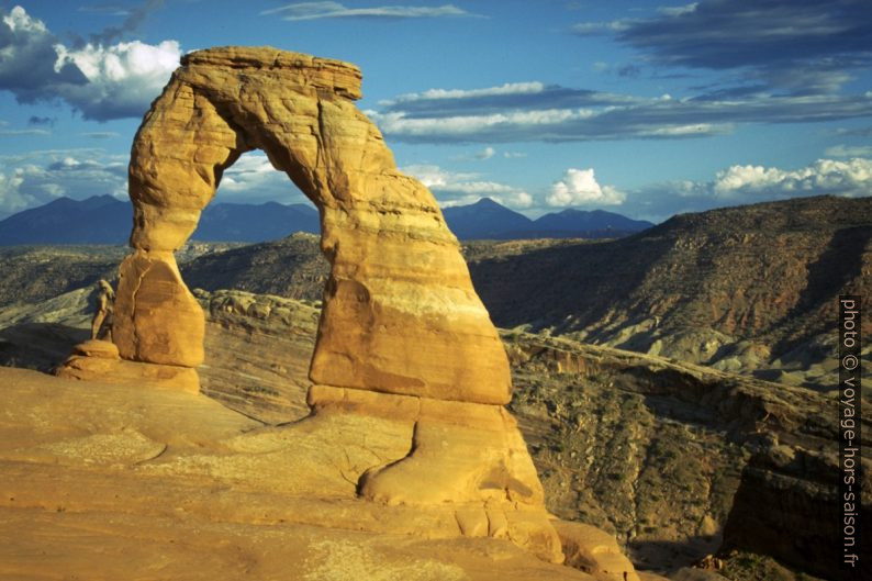 Le Delicate Arch dans la lumière du soir. Photo © André M. Winter