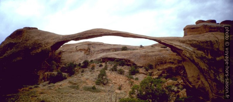 Landscape Arch dans le Arches National Park. Photo © André M. Winter