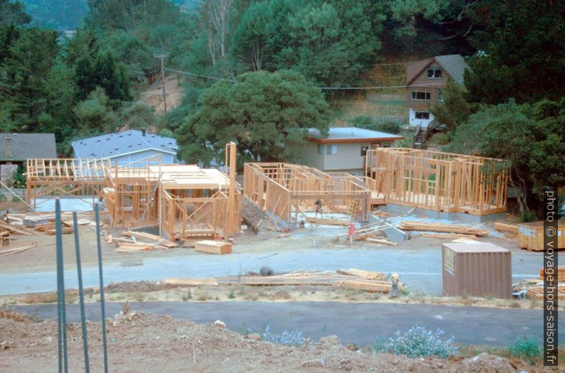 Construction de maisons américaines en bois léger. Photo © André M. Winter