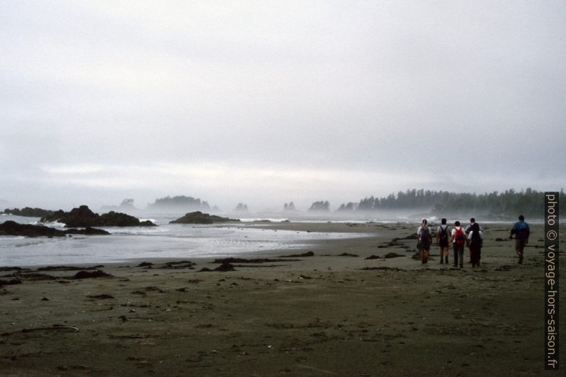 Randonnée dans le Gibson Marine Park. Photo © Peter Sykora