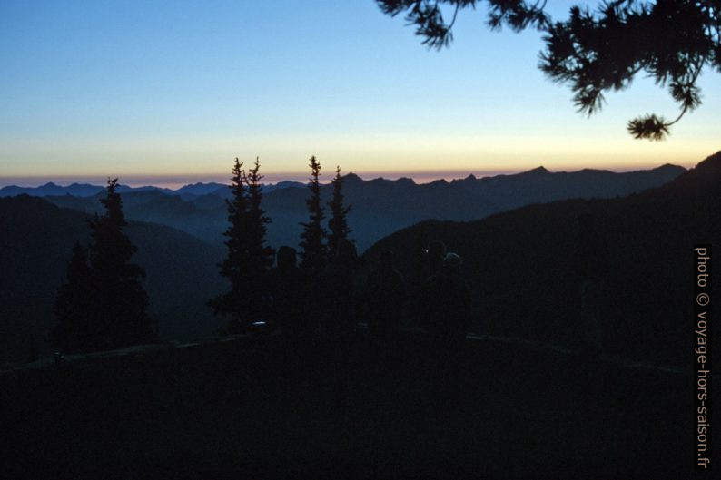 Coucher de soleil au South Sunrise Camp. Photo © Peter Sykora