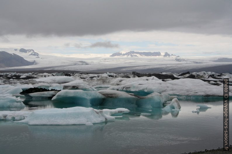 Le glacier Breiðamerkurjökull et le lac Jökulsárlón. Photo © Alex Medwedeff
