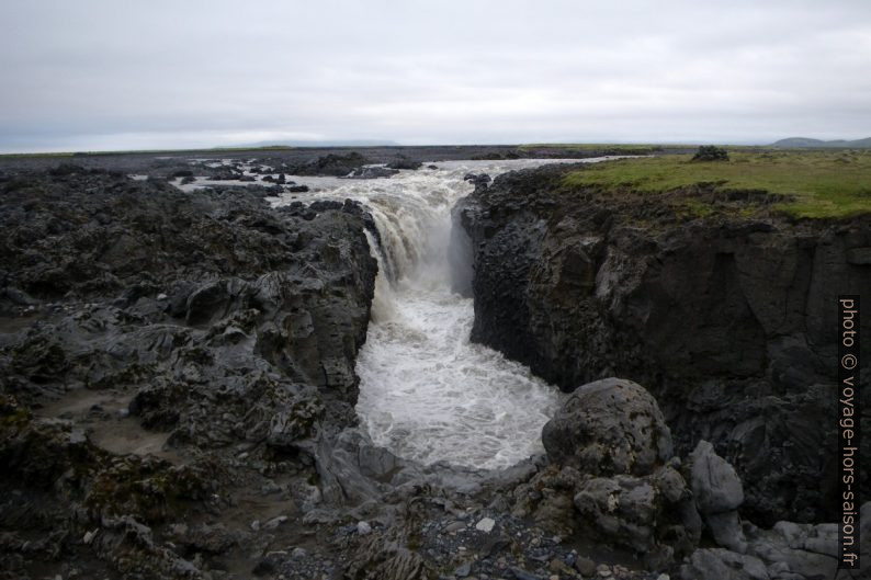 Leiráfoss. Photo © André M. Winter