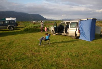 Notre place au camping de Þingvellir. Photo © André M. Winter