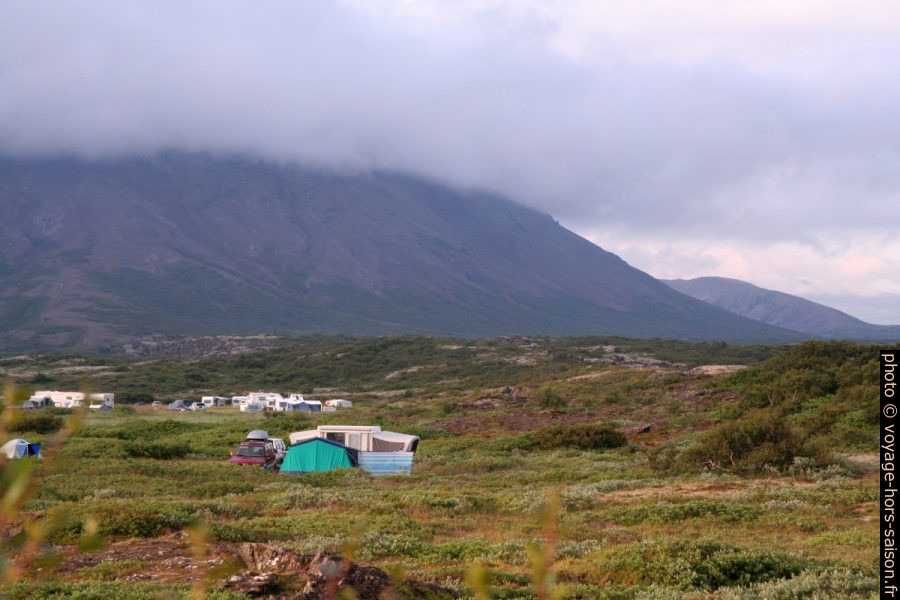 Camping à Þingvellir. Photo © André M. Winter