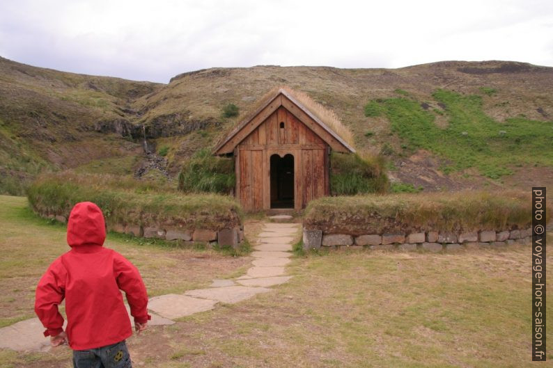 La chapelle de la ferme de Þjódvelðisbærinn. Photo © André M. Winter