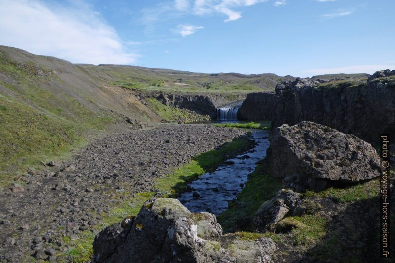 La rivière Rauða en amont de Gjáin. Photo © André M. Winter