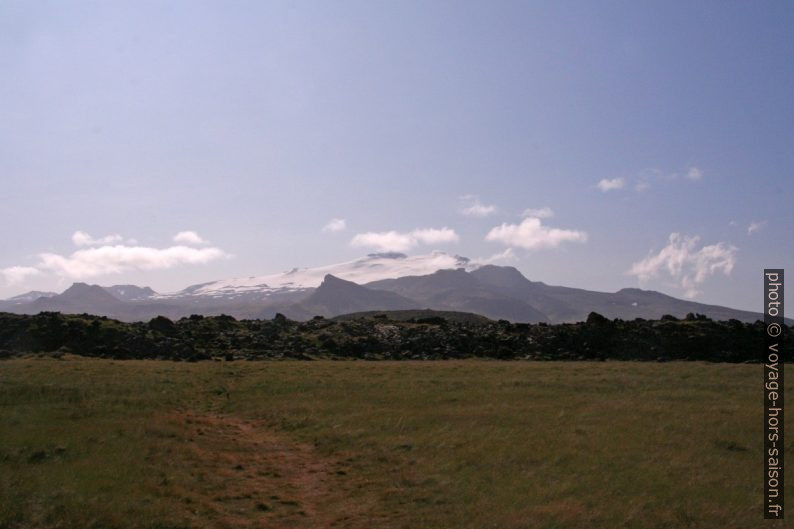 Le Snæfellsjökull vu du nord à Gufuskálar. Photo © André M. Winter