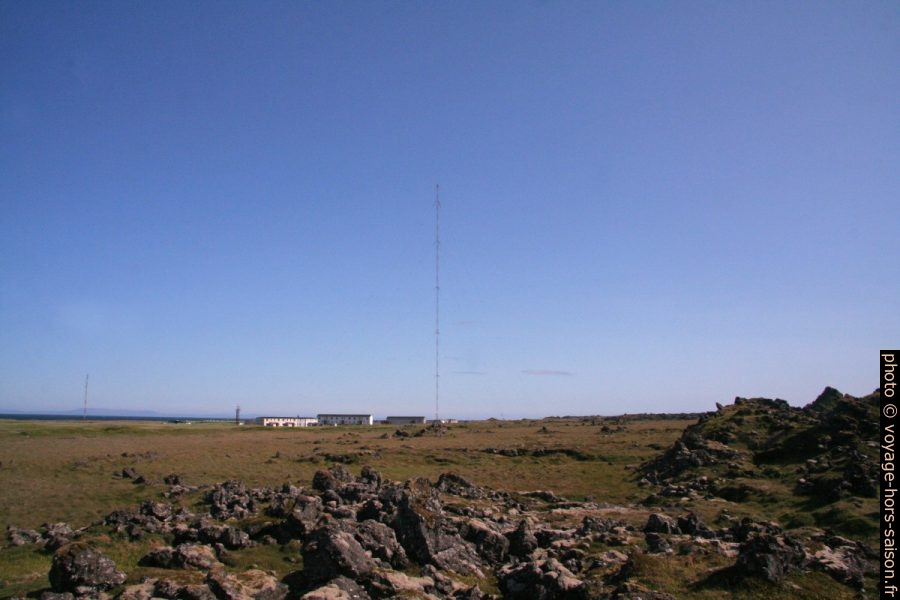 Tour radio de Hellisandur. Photo © André M. Winter